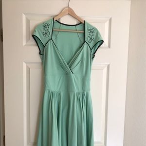 Luscious dress in mint.